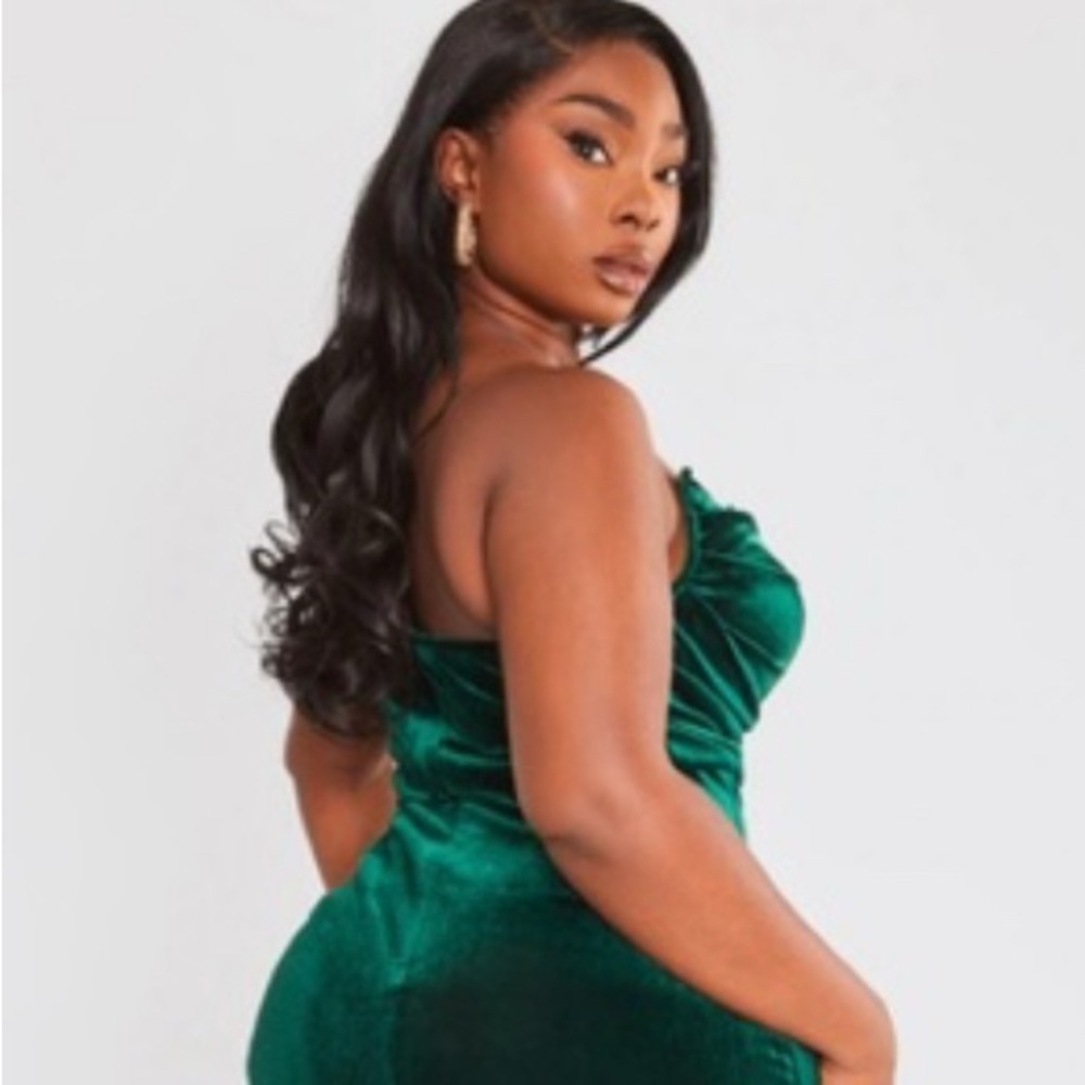 Emerald Green Velvet High-Slit Evening Dress NWT